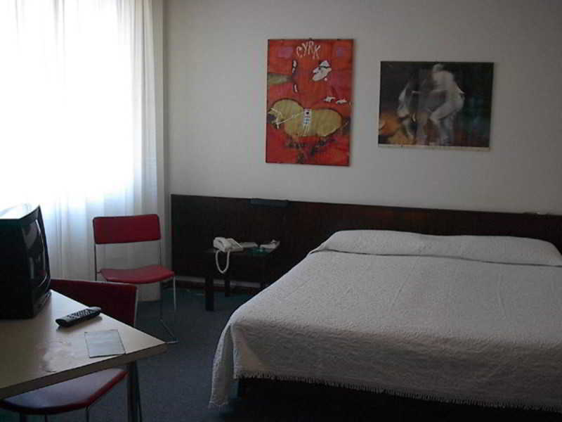 Albergo Residence Italia Vintage Hotel Pordenone Kültér fotó